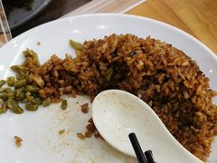 牛肉炒饭-小姜锅贴(凤凰街店)