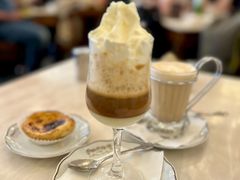 -Majestic Café