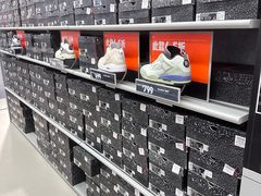 -NIKE上海青浦优选体验店