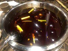 -肖肖酸萝卜鱼火锅(总店)