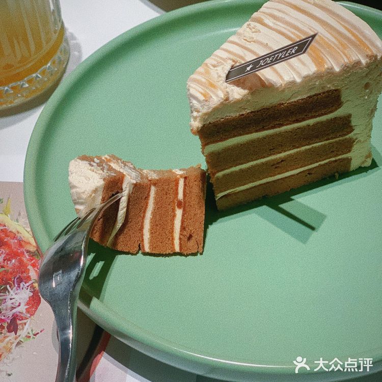 乔泰勒JOETYLER🌟这家的班尼迪克蛋和意面超好吃哒!