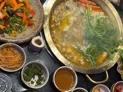 -顶顶汤火牛排火锅·经典铜锅涮肉