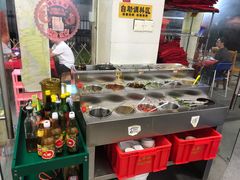 自助调料区-花苑美食横琴生蚝火锅(拱北粤华路店)