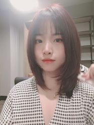 -苑苑发型设计