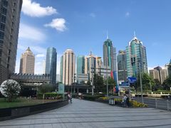 -陆家嘴空中步行连廊