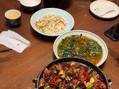 -老滇山寨•云南特色菜•地方菜•民族风情歌舞表演(世纪金源店)