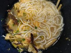 原味螺蛳粉-怂猫抓子·成都冒烤鸭