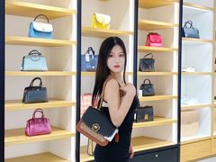 -首创奥特莱斯(西安店)