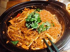 干捞粉丝煲-黄鹤天厨·泡椒田鸡创始者(莲花店)