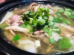 -谢老五跷脚牛肉·非遗传承店