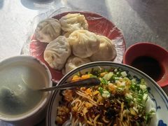 -高师傅特色米粉汤包(建设路店)