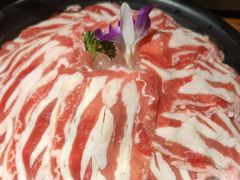-老牌坊云南鱼豆花火锅(哈西万达店)