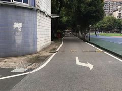 -武汉外国语学校