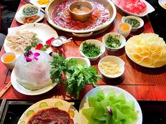 -小龙翻大江文化火锅(宽窄店)