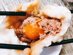 咸蛋黄超人包-老陶包子铺(南大西南村店)