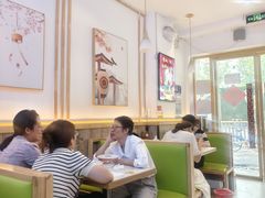 -弘束束柳州深巷螺蛳粉(珠江路店)