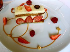 -AZUR聚(香格里拉饭店)