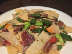 -民间瓦缸煨汤館(嵩山路店)