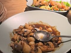 -蜜桃餐厅·伴山(湖滨商业街店)