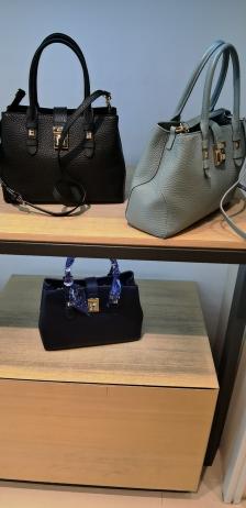 furla(八达岭奥莱店)-"商品:包包 昨天包包坏了 虽然不影响.