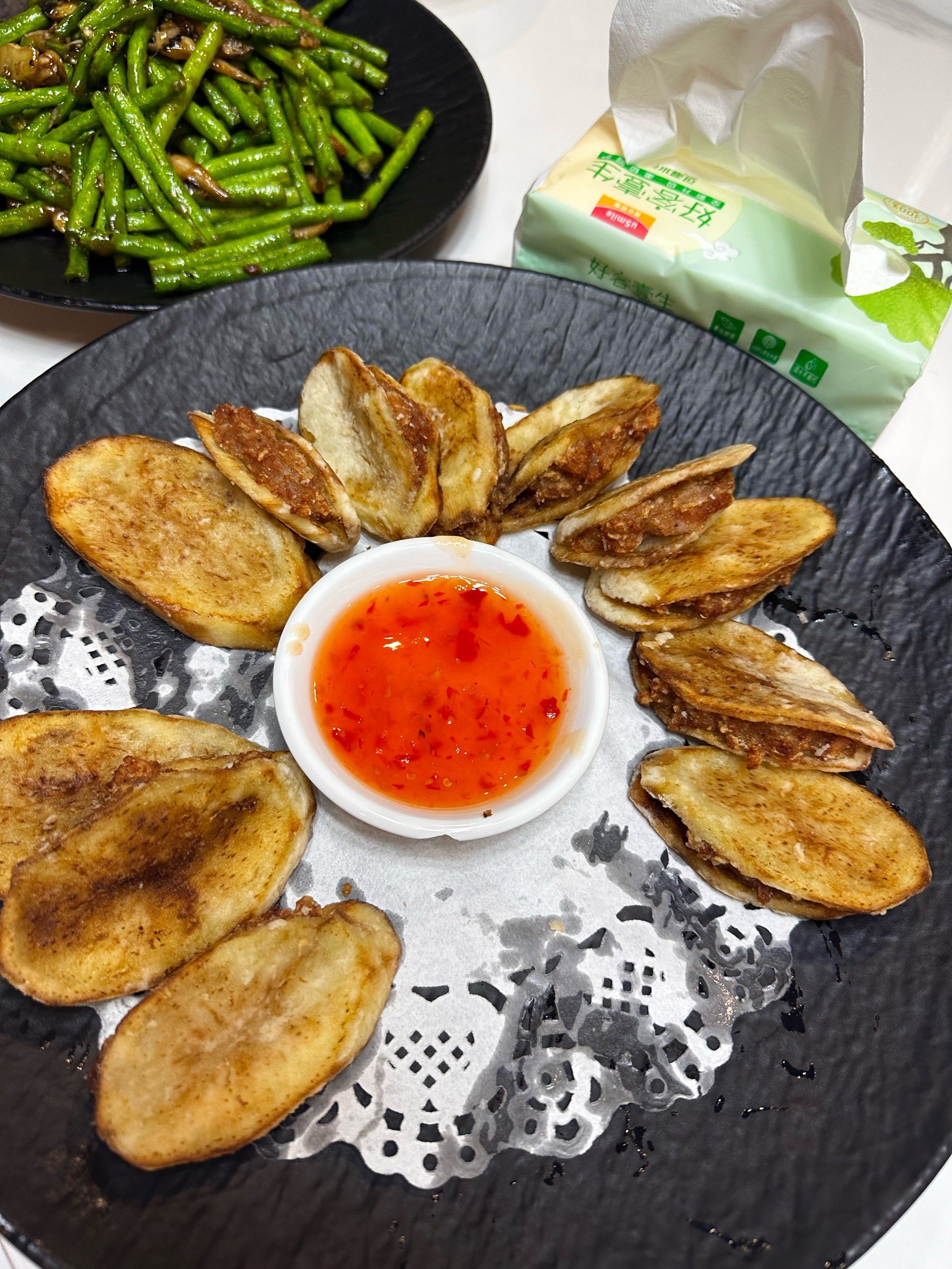 在江顺大桥底掉头再走500米就到了,脆皮生蚝好吃