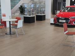 -浙江中升裕迪奥迪4S店(西溪店)