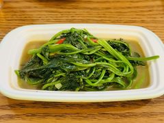 -怡妮新疆风味餐厅(东江湾路店)