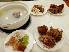 -泉福居酱骨头自助广场(南大街商业步行街店)