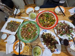 -超越海鲜屋(飞龙物业店)