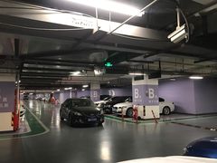 -凯德MALL太阳宫店-地下停车场