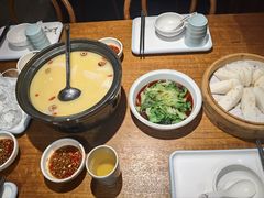 -乔街深夜食堂·小龙虾·高压锅生蚝(杭州总店)
