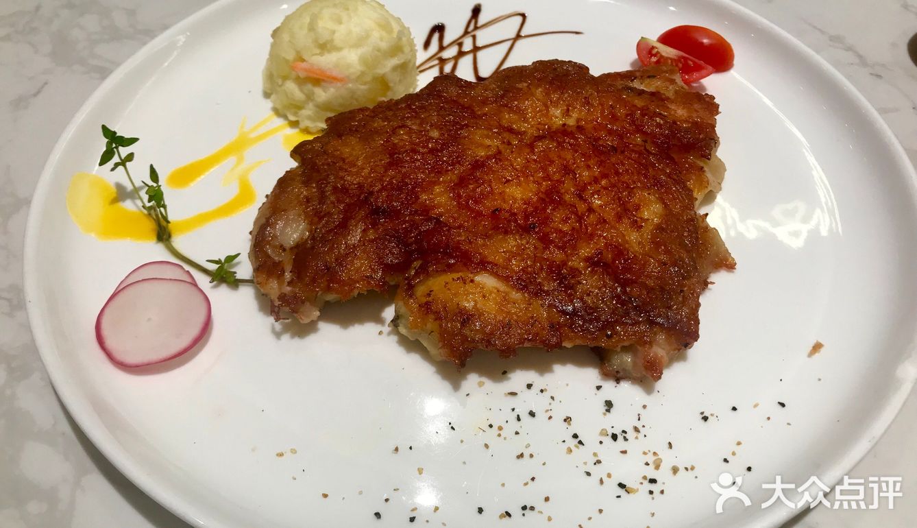 之前在这里吃炒饭 炒饭里居然还有一条头发