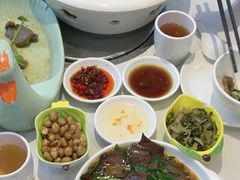 -陆记鹅庄·潮汕菜·狮头鹅(大仟里店)