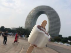 -湖州太湖旅游度假区-月亮广场