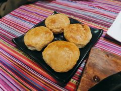 -香巴拉云南餐厅(华莱坞店)