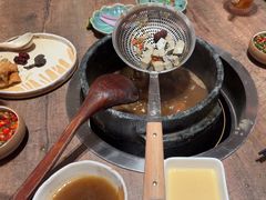 -蘑界·野生菌火锅(深业上城店)