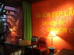 -Cuc Gach Quan Restaurant
