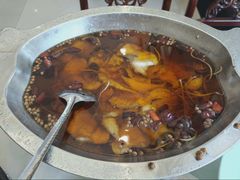 -鑫巴蜀小镇 · 水煮鱼专研店(玉桥店)