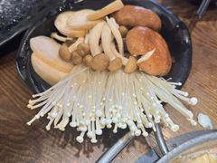 -呷哺呷哺 小火锅 (浦东新欧尚超市店)