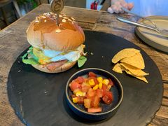 经典芝士汉堡-HIGH FIVE哈福手工汉堡(桂林路店)