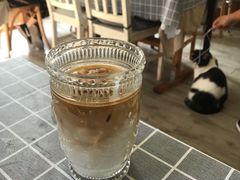 -海边的猫和咖啡馆