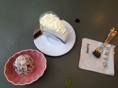 iphone_upload_pic-莓园冰淇淋店