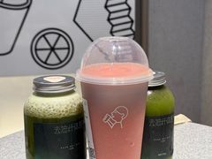 -喜茶(北京华贸购物中心店)