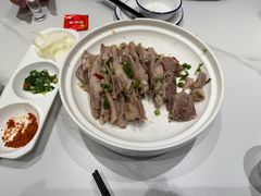 -民族手抓羊肉馆·滩羊手抓·烤全羊