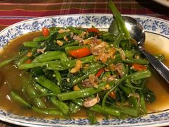 -卷心菜和避孕套餐厅(Pattaya)