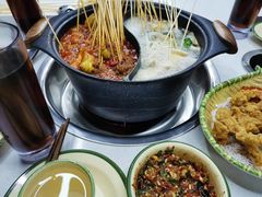 -俭让佬妈现卤串串(温江总店)