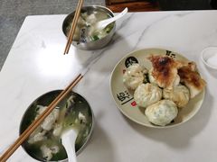 -依云煎包店