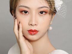 -金夫人化妆摄影职业培训学校