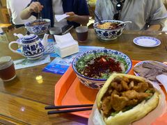 -伊穆祥牛肉面总店·清真