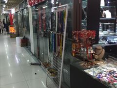 -兴旺欧韩城(上海兴旺国际服饰城店)